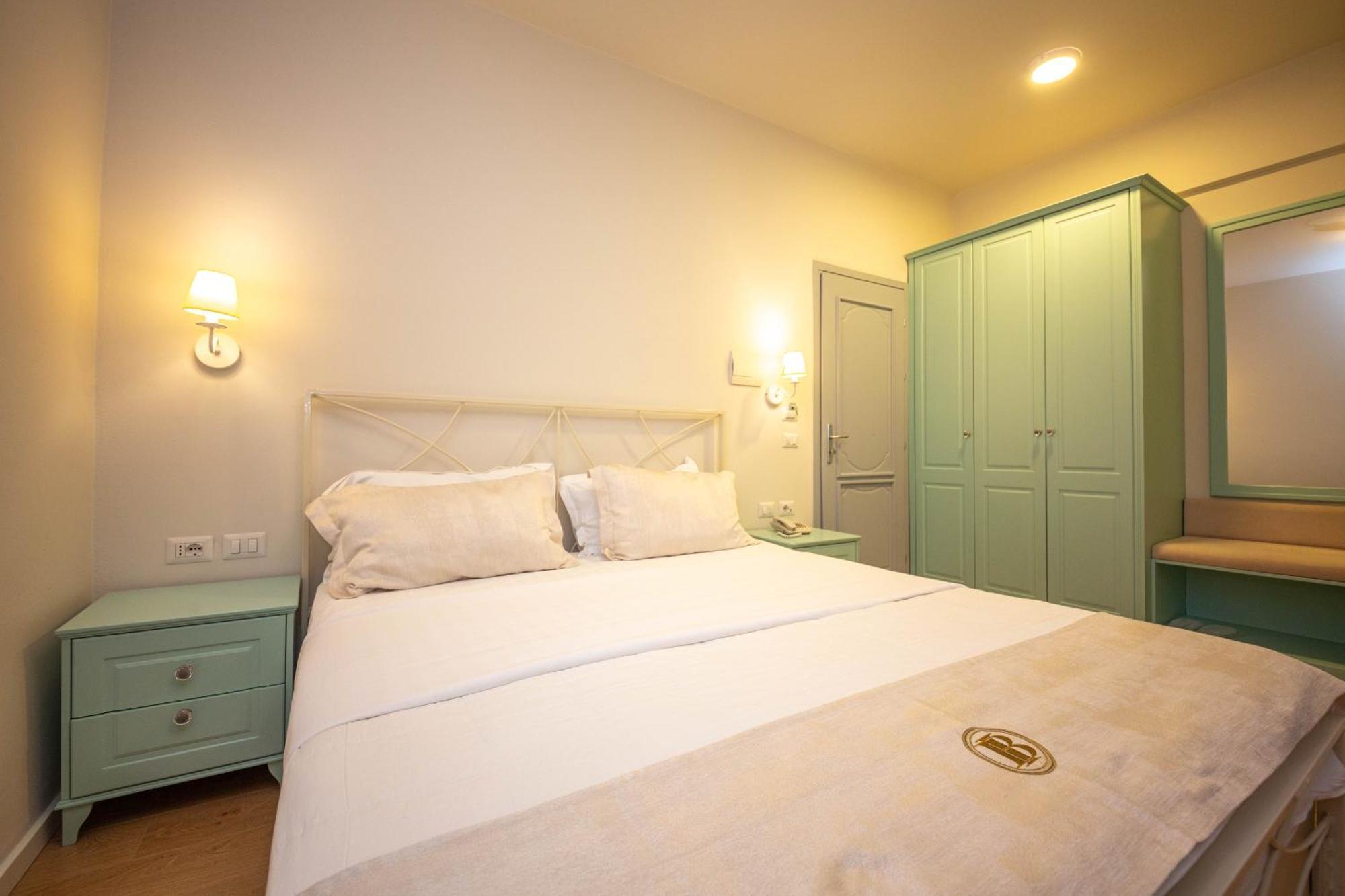 Illyrian Boutique Hotel Sarandë Eksteriør billede